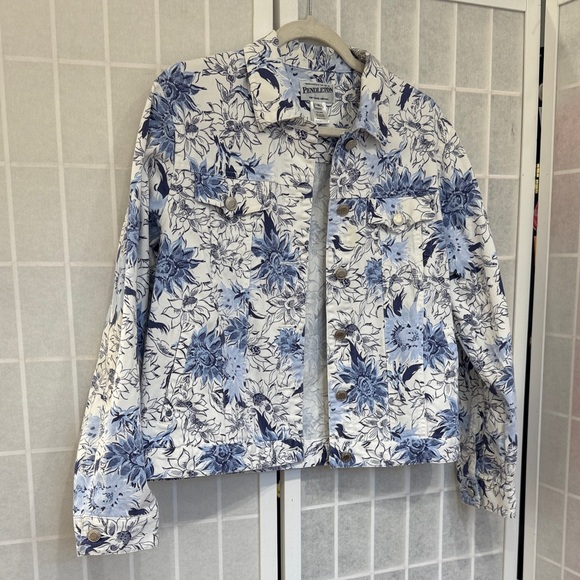 Pendleton Jackets & Blazers - Pendleton Vintage White Denim Jacket with Blue Floral Print Size M